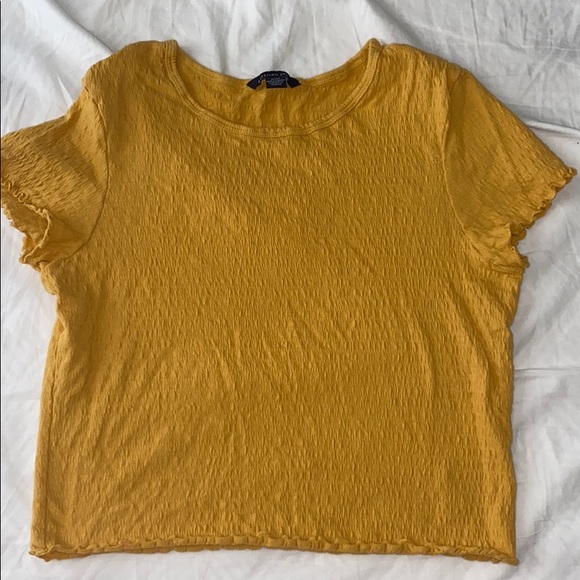 american eagle yellow crop top